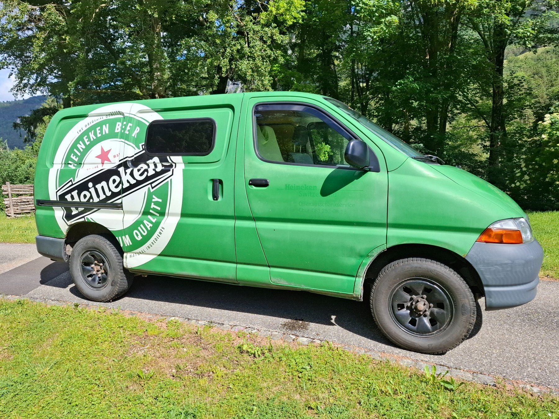 Toyota Nutzfahrzeuge: Allrad Toyota Hiace D-4D 4WD – Gebraucht aus Welschenrohr von Rosieres 2