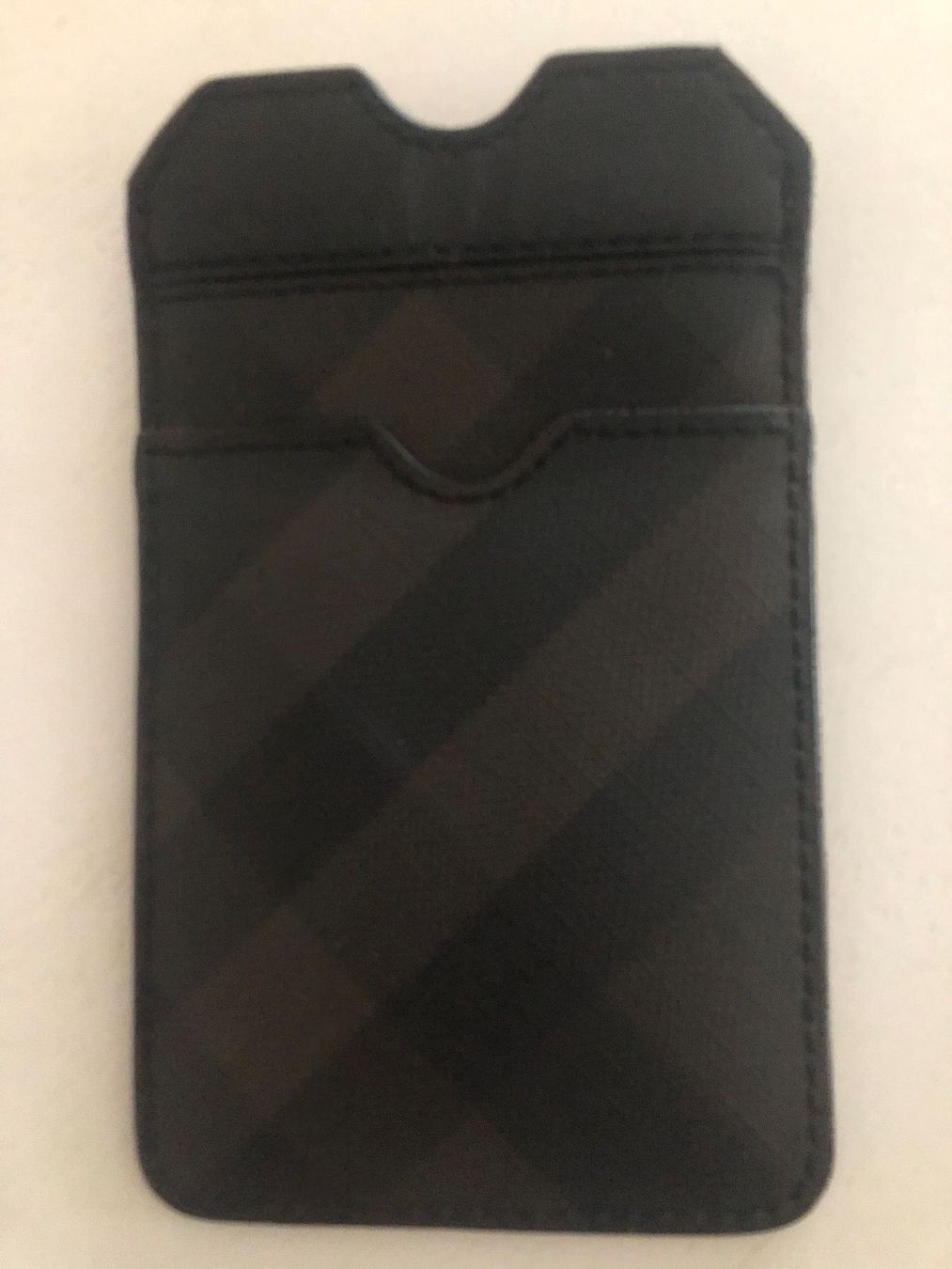 Burberry Coques & Protection écran: Burberry Handyhülle – Neuf avec emballage d'origine à Pfaffhausen par Klaras_second_hand 1