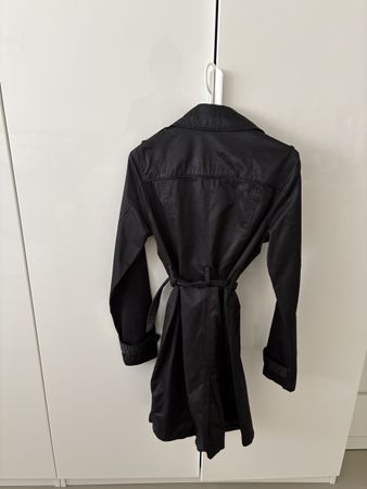 Schwarzer Übergangs Trenchcoat, Gr. 36, neuwertig