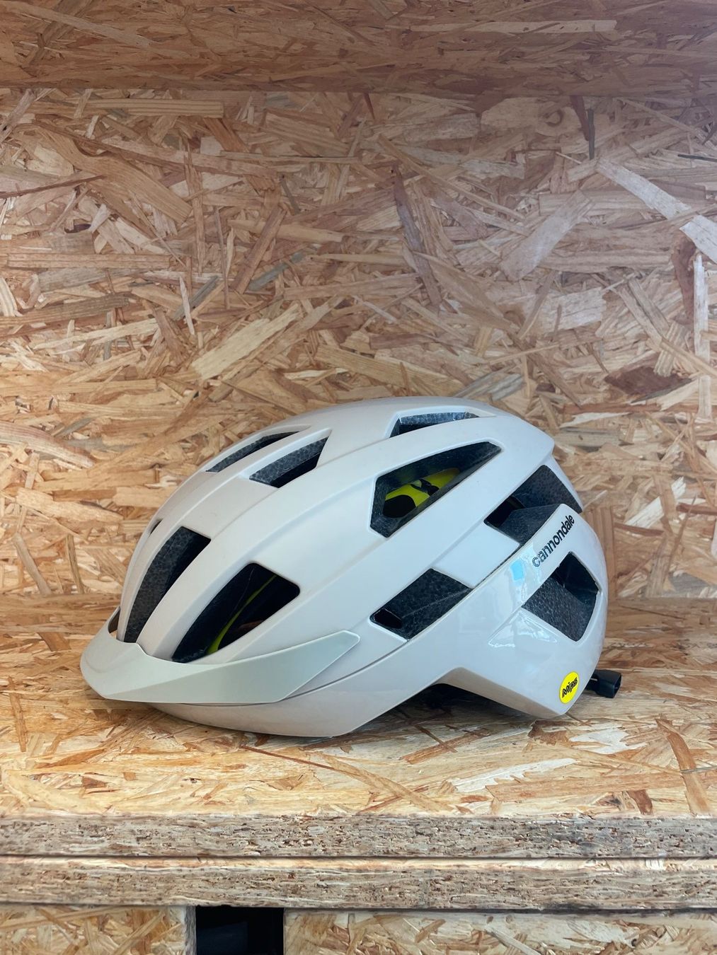 Cannondale Caschi: % Cannondale Junction MIPS, L/XL – Nuovo e nell'imballaggio originale da Bern venduto da Disco_Cycle 2