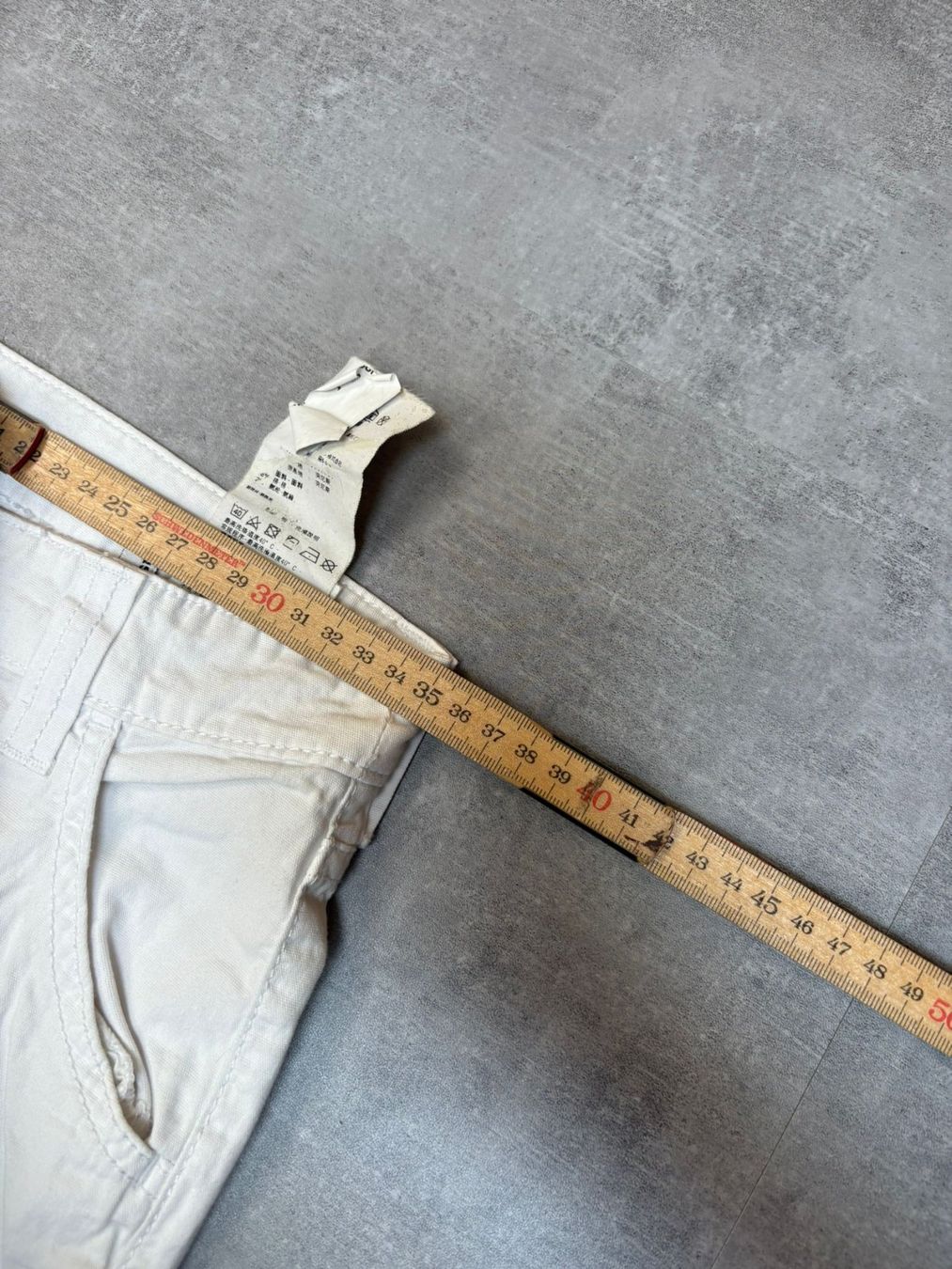 Armani Jeans: Vintage Armani Bootcut Flared Jeans - Grösse S/25 – Nuovo (secondo la descrizione) da Werdenberg venduto da hase.vintage 8