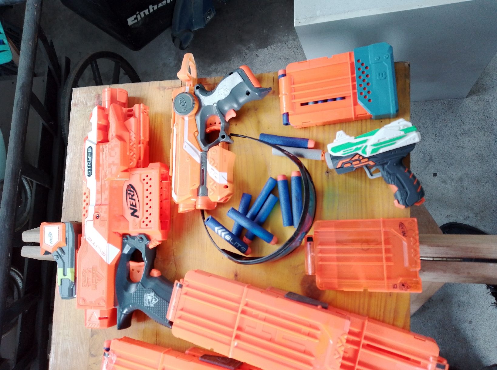 Nerf Giocattoli: gros lot de nerf. vente en vrac – Usato da saillon venduto da Lamateur 5