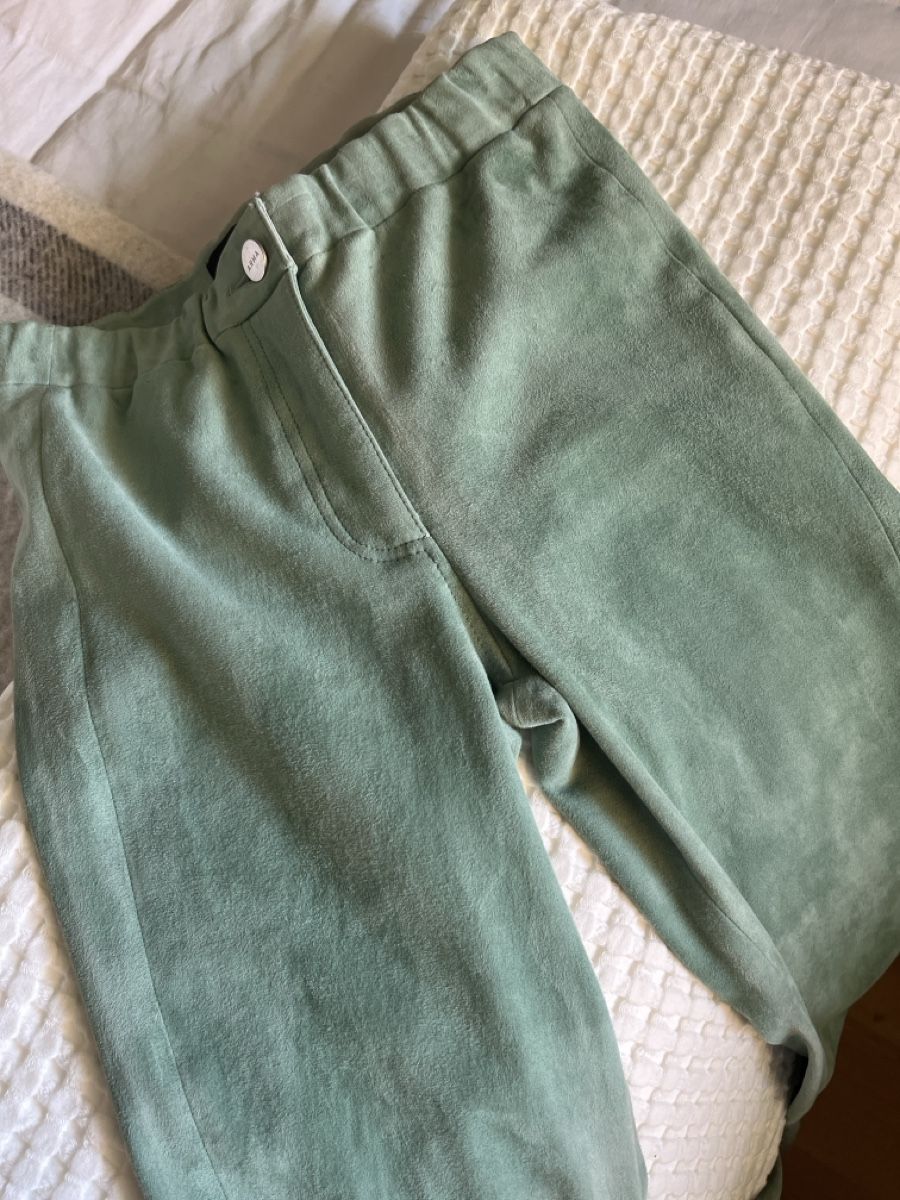 Pantaloni: Pantalon ARMA en daim vert pale, T 34  – Nuovo (secondo la descrizione) da Crans VS venduto da Vera3014 4