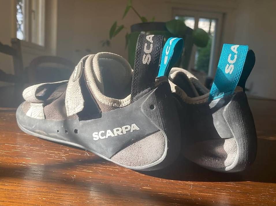 Herrenschuhe: Chaussons Escalade 41.5 SCARPA – Neu und originalverpackt aus Lausanne von Mikael_Druid 2