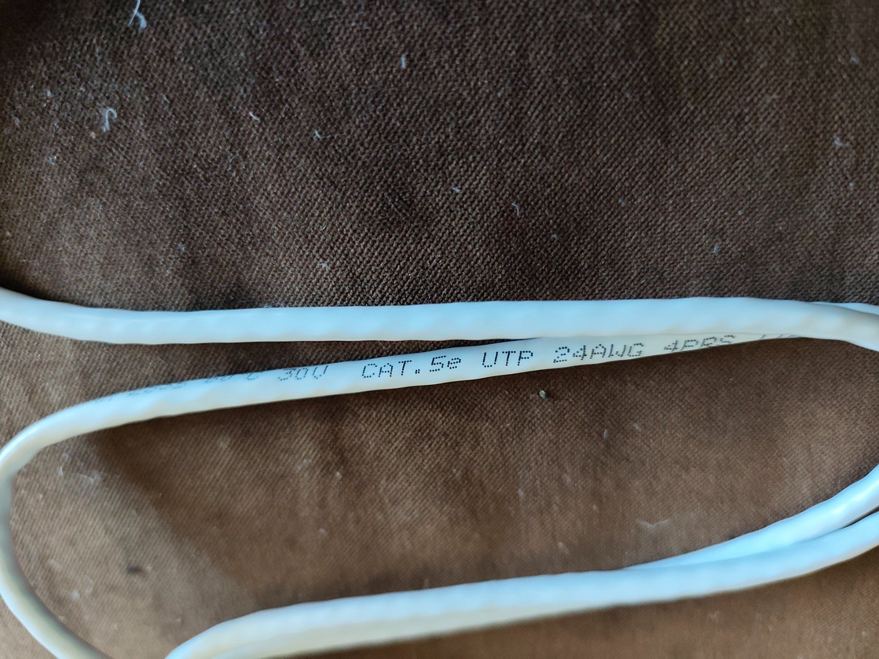 Cavi: Netzwerkkabel Cat. 5e / ca. 1.80 Meter / gebraucht – Usato da Zofingen venduto da noise123 2