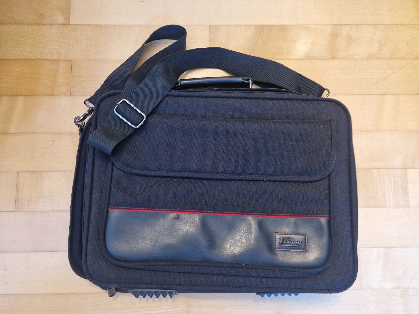 Targus Borse: Targus Notebook Tasche – Nuovo (secondo la descrizione) da Zürich venduto da Salesmaker 1