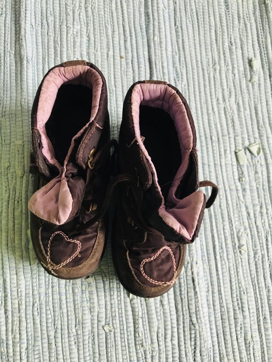 Scarpe per ragazze: Winterschuhe warm 24 – Usato da Basel venduto da rosna 2