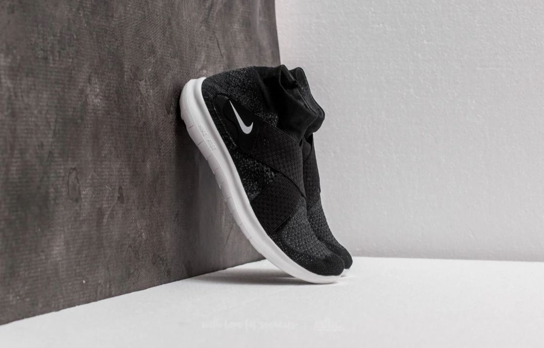 Nike Damenschuhe: Nike Free RN Motion Flyknit 2017 Black – Neu (gemäss Beschreibung) aus Lausanne von Arag0n