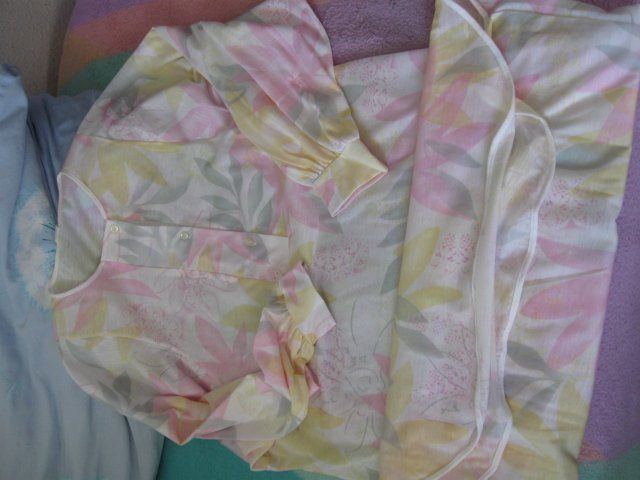 Negligees & Pigiami: ARABELLA DAMEN NACHTHEMD!! – Usato da Zürich venduto da Rwinnie