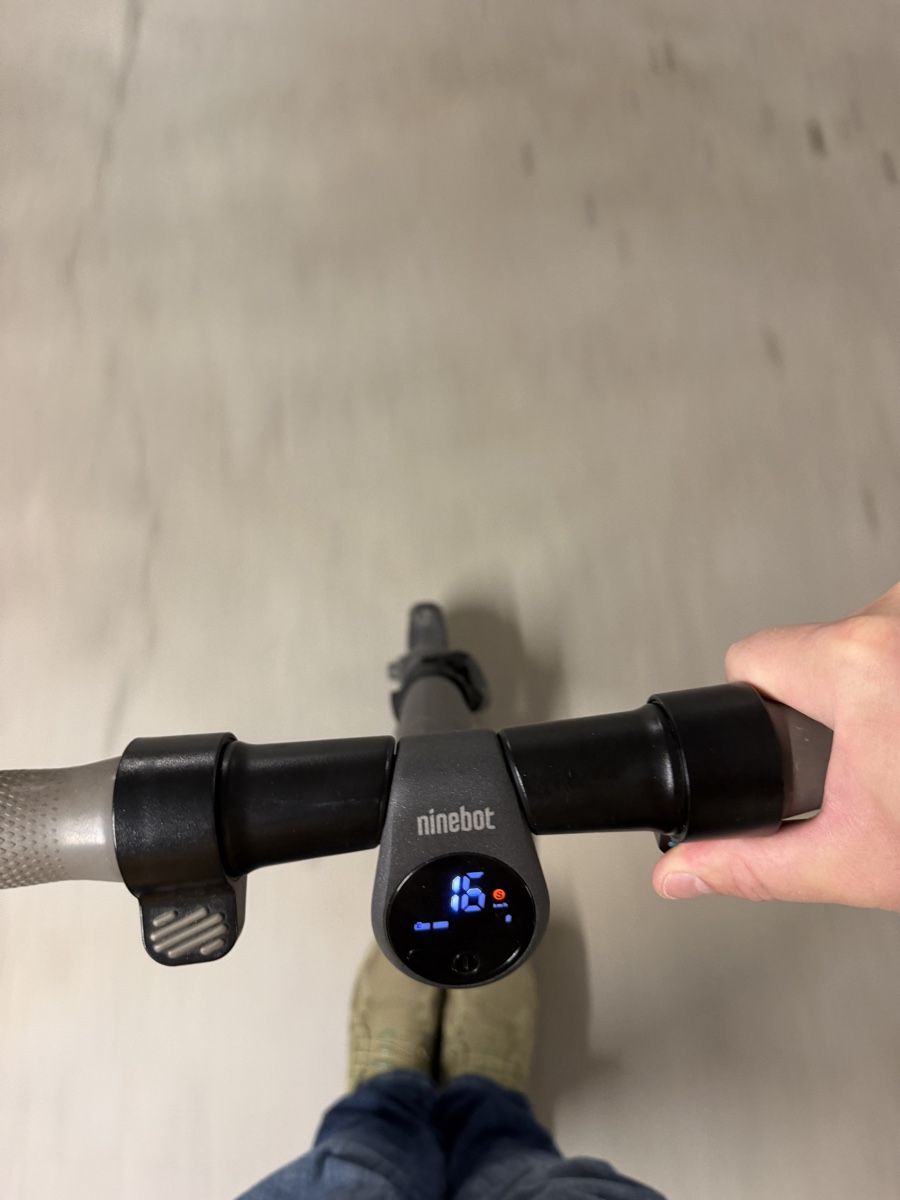 Segway Kickboard: Segway Ninebot ES2 – D'occasion à Rheineck par Gallus94 7