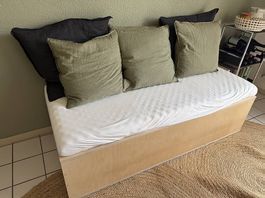 Sitzbank mit 6 Kissen