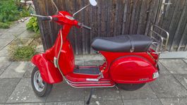 Tolle rote Vespa PX neu ab MFK und Service