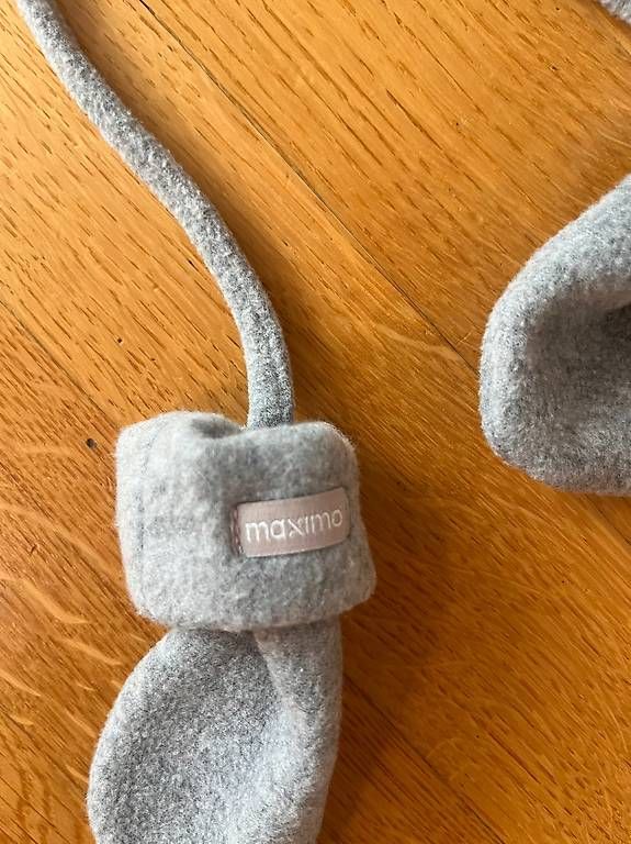 Gants: Maximo Baby-Fäustlinge – D'occasion à Baar par Basto_made