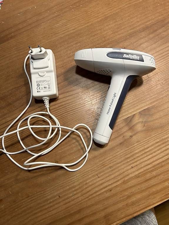 BaByliss Autres soins du corps: BaByliss Paris Haar Laser – D'occasion à Schlieren par monimax