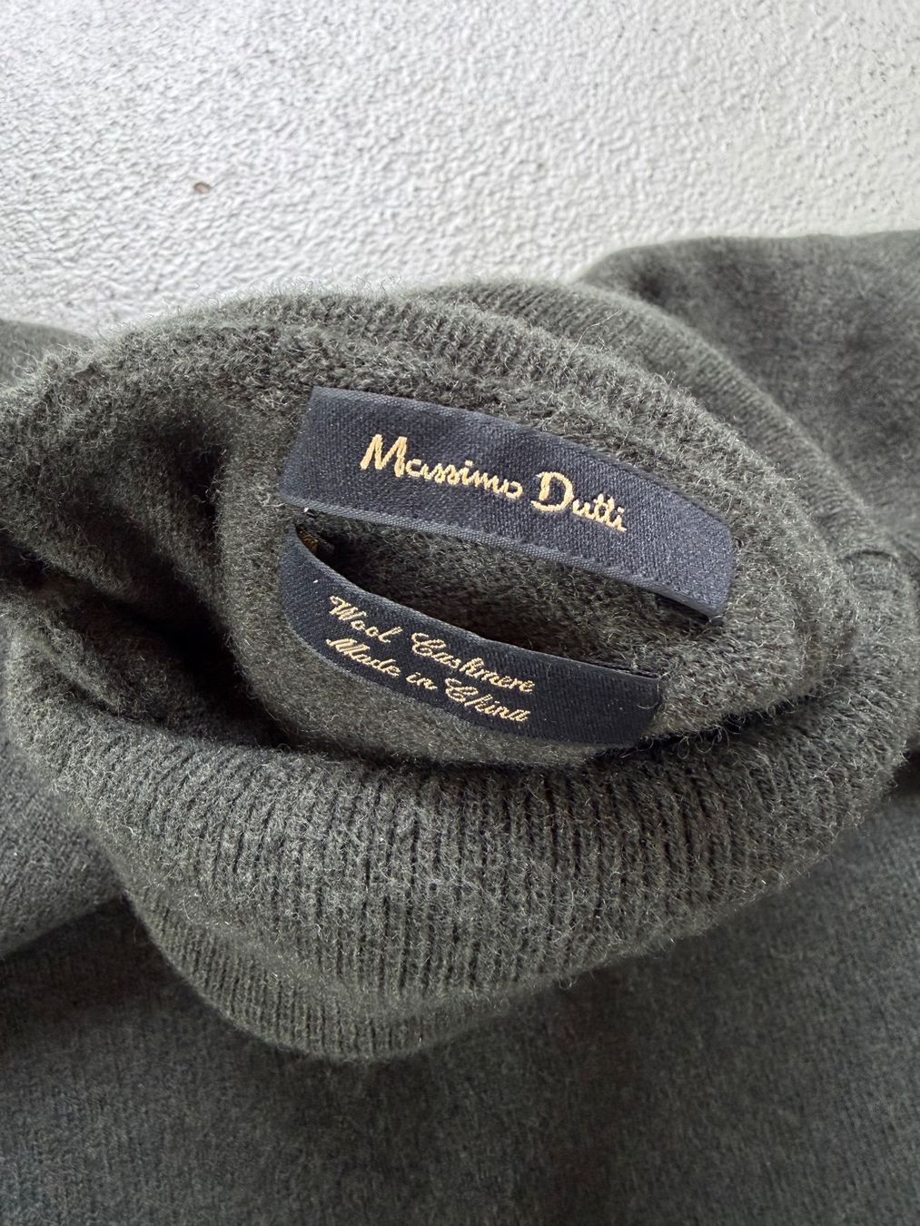 Massimo Dutti Maglioni & Felpe: Massimo Dutti Rollkragenpullover (Wolle/Kaschmir) – Usato da St-George venduto da alaixee 1