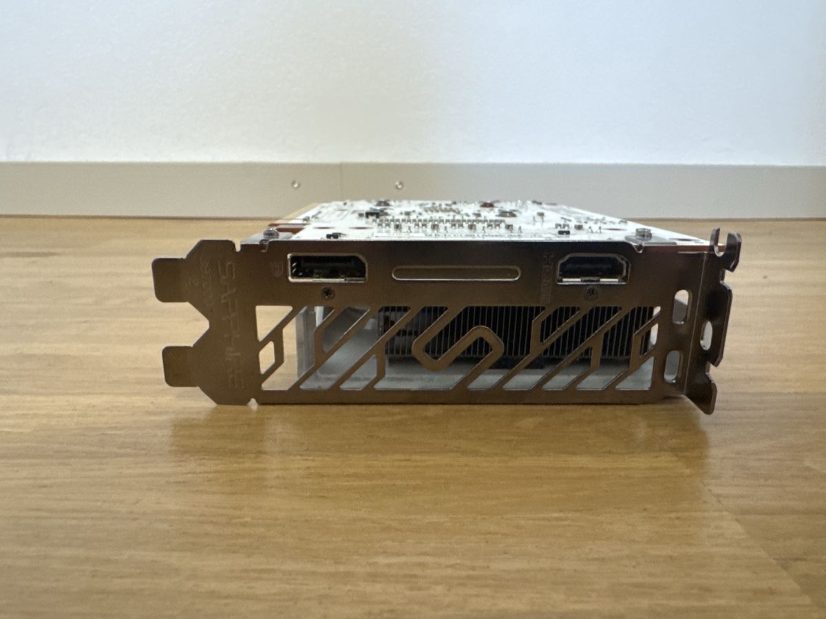 Amd Schede grafiche: Sapphire Radeon RX6500XT 4GB – Usato da Horgen venduto da Niels001 4