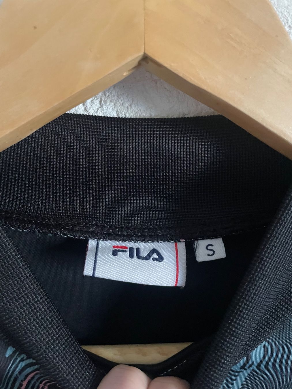 Fila Maglioni & Felpe: Sweatshirt Fila – Usato da Neuchâtel venduto da Enoemis_ 3