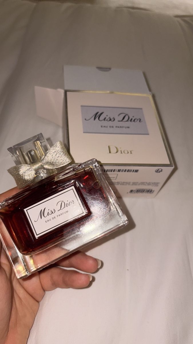 Dior Profumi & Eau de Toilette: Miss Dior Parfüm ab CHF 1 – Nuovo (secondo la descrizione) da bonstetten venduto da Morellee 1