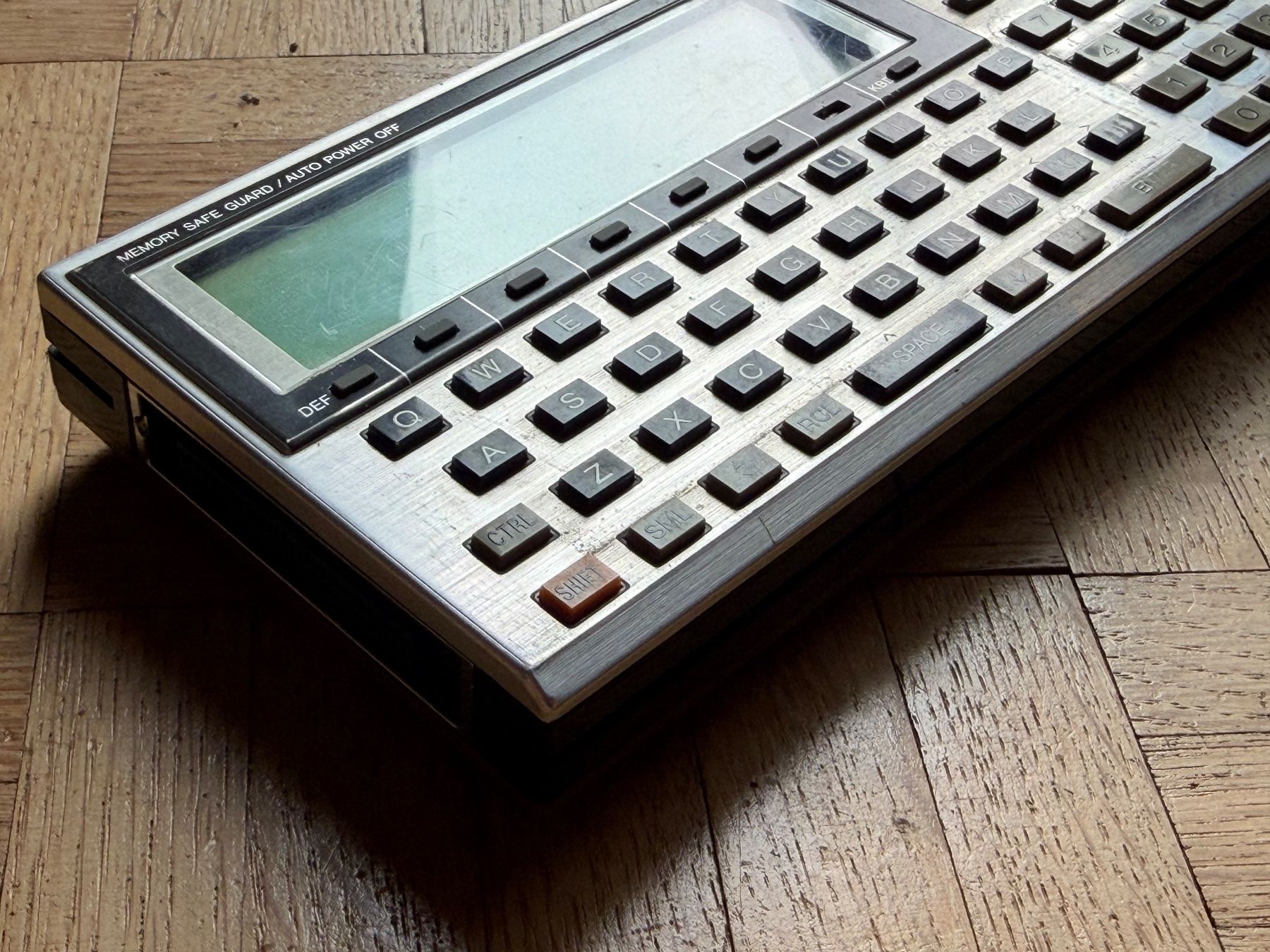 Sharp Taschenrechner: Sharp PC-1600 Pocket Computer aus 1986 – Gebraucht aus Adliswil von synchrot 3