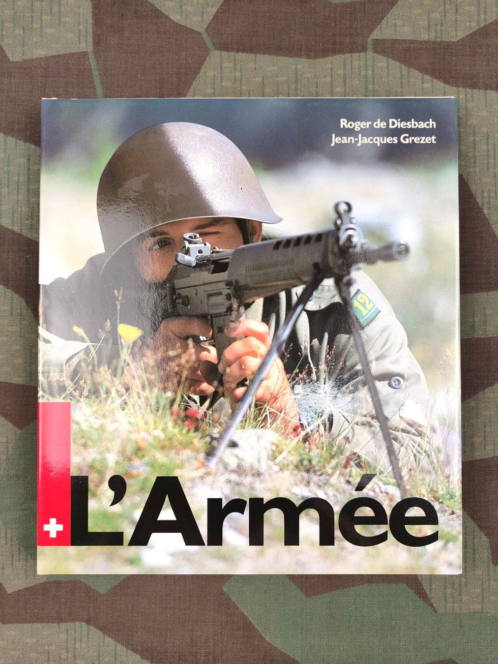 Schweizer Armee Uniformi: Buch L’Armee – Usato da Bauma venduto da SwissMilitaria