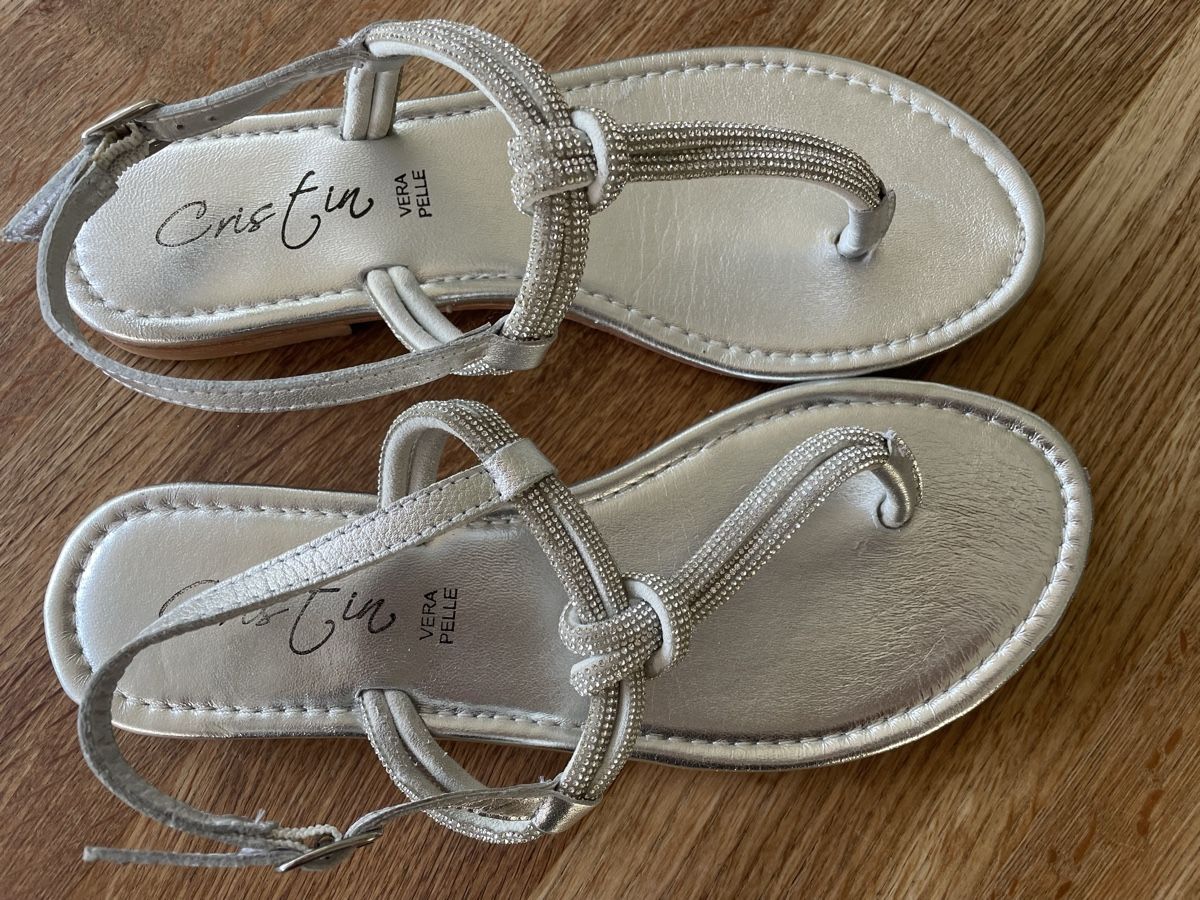 Damenschuhe: Cristin Sandalen silber – Gebraucht aus Ittigen von schneckenpfupf 2
