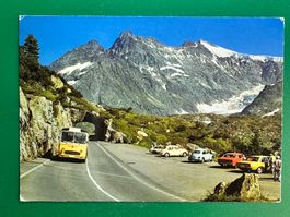 Sustenpassstrasse - Postauto - VW-Käfer