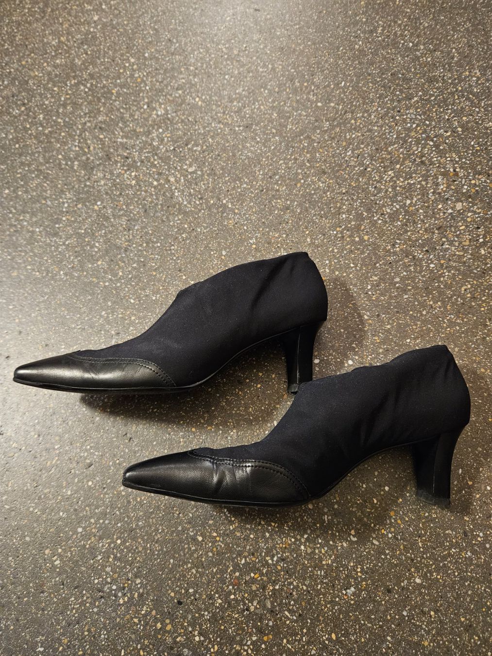 Kaiser Scarpe da donna: Peter Kaiser Pumps, Gr. 6 / 38  Elegant Schwarz – Nuovo (secondo la descrizione) da Ormalingen venduto da nomolnoi 4