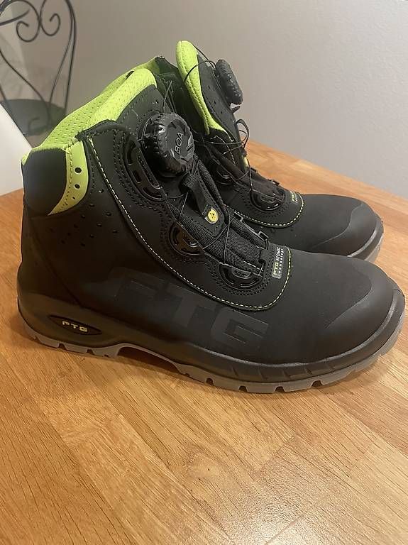 Scarpe da uomo: Bottes de Travail  – Usato da Essert FR venduto da jcz 1