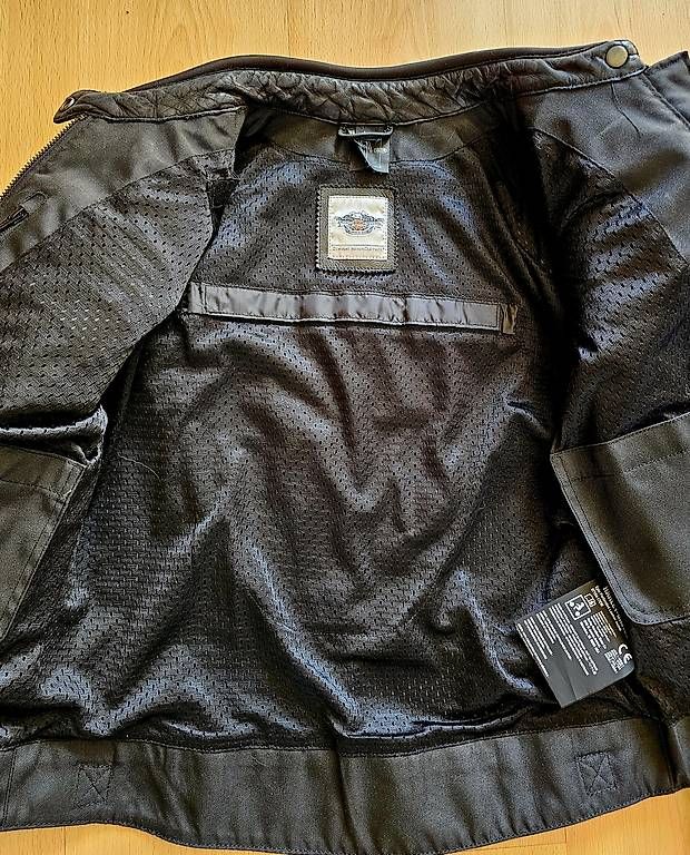 Vestes: Veste moto Harley Davidson – D'occasion à Glion par AlexFellay_1823 2