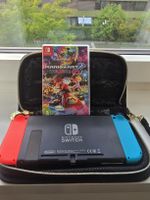 Nintendo Switch OLED Set + Mario Kart 8 + Zelda Tasche