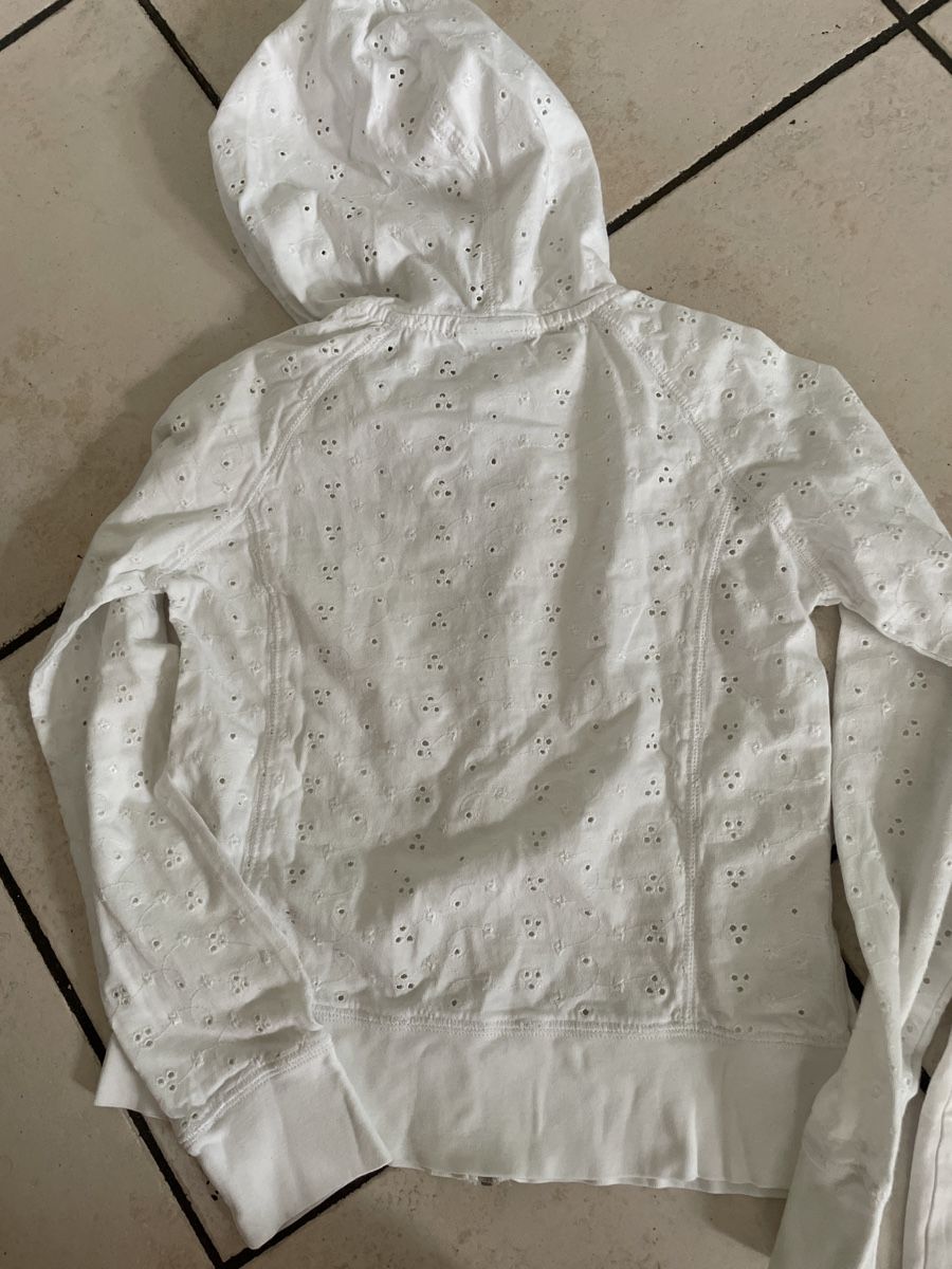 Geox Giacche & Cappotti: Süsses Geox Jäckli+T-Shirt Gr.128 – Usato da Obergerlafingen venduto da cabo4 3