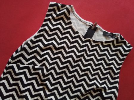 Kleid / made in Italy / schwarz/weiss Gr. S / NEU nie getr.