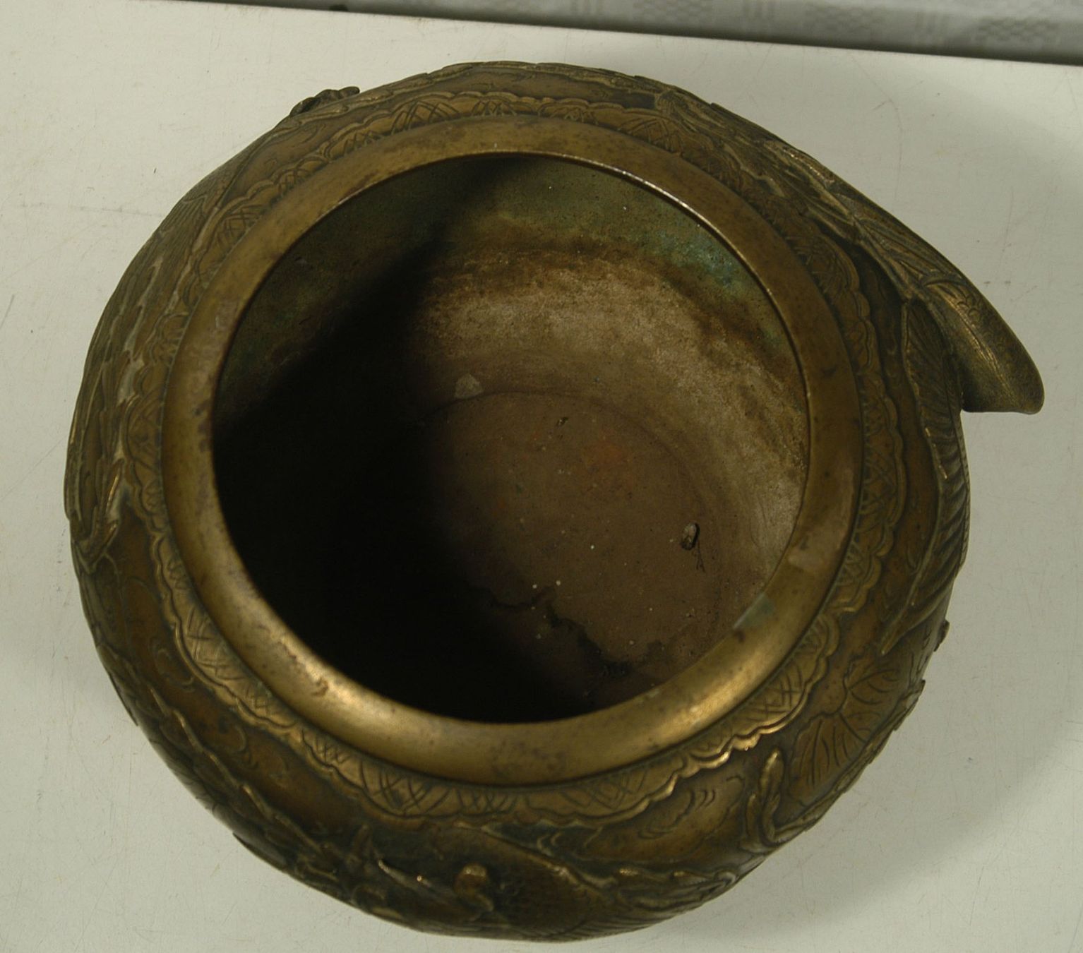 Vasi & Recipienti: Antike asiatische Metallvase – Usato da Herisau venduto da Wisen 4