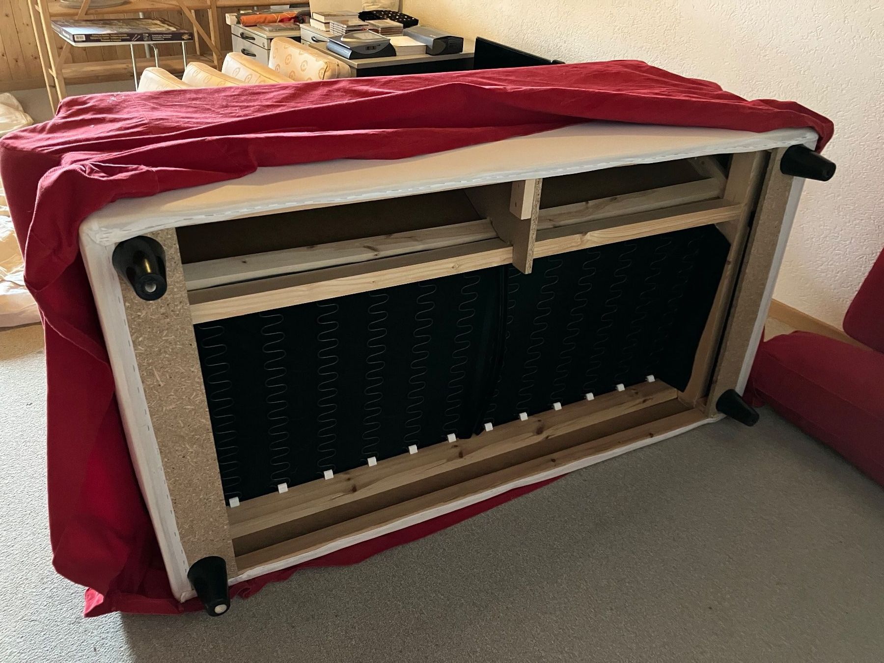 Ikea Sofas: 2er Sofa Ikea Ektorp mit rotem Überzug – Gebraucht aus Baar von Zugi2 4