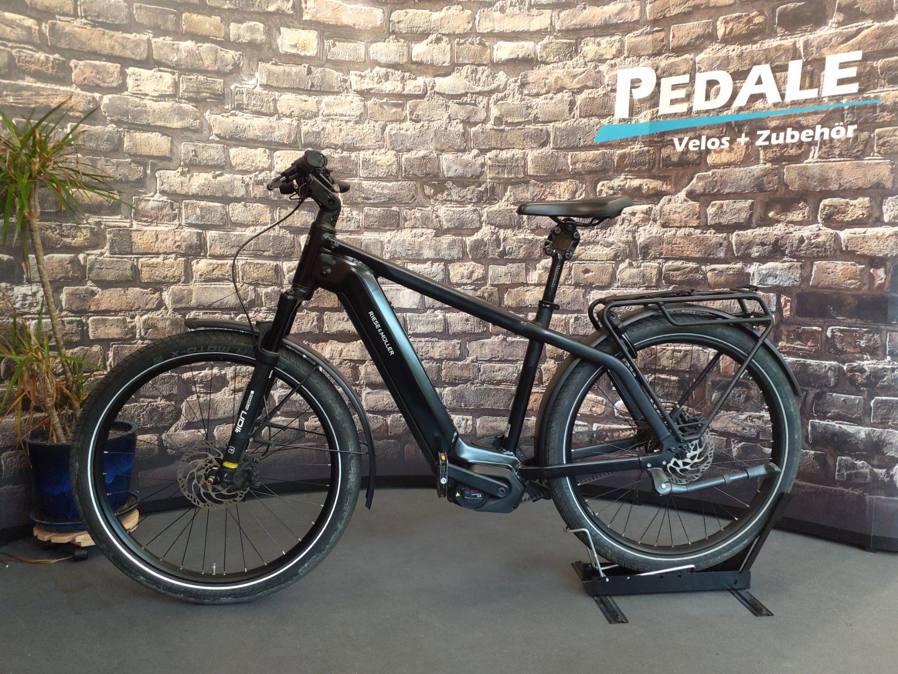 Riese & Müller Vélos: Riese & Müller Charger 4 – D'occasion à Löhningen par inf_fb2h