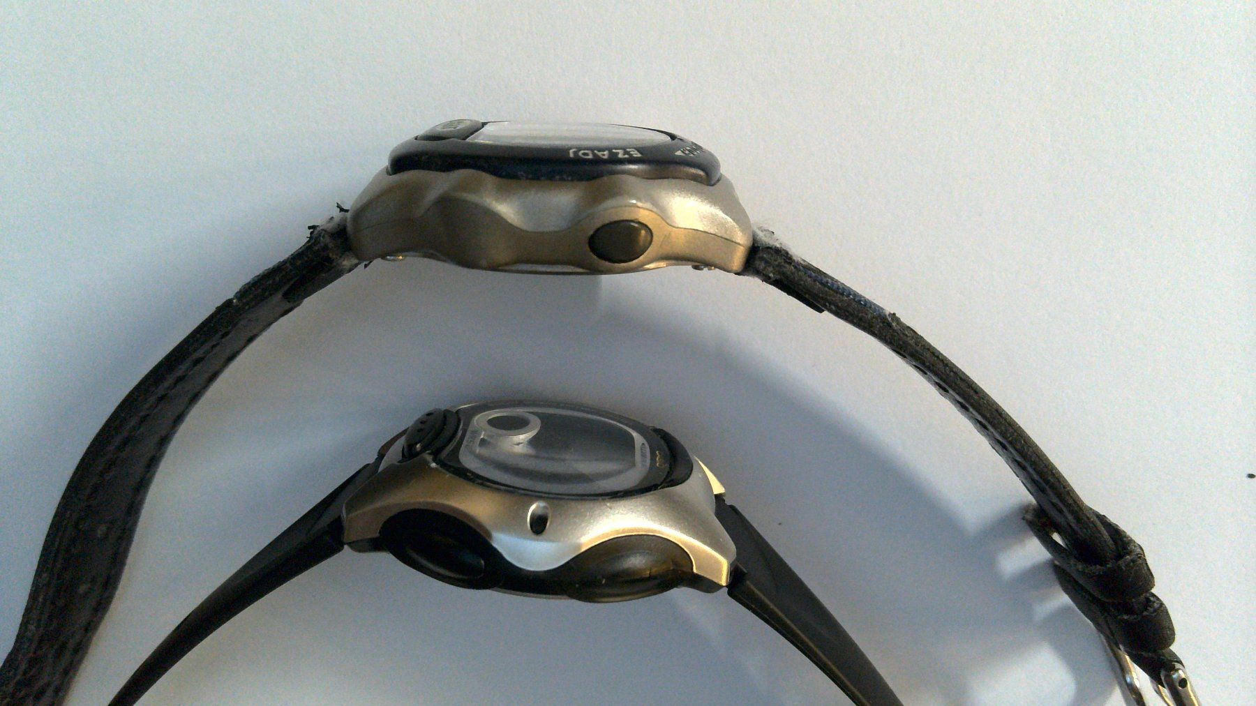 Casio Orologi: 2 Vintage Casio Illuminator Digital Uhren – Usato da Salmsach venduto da aacs65 3