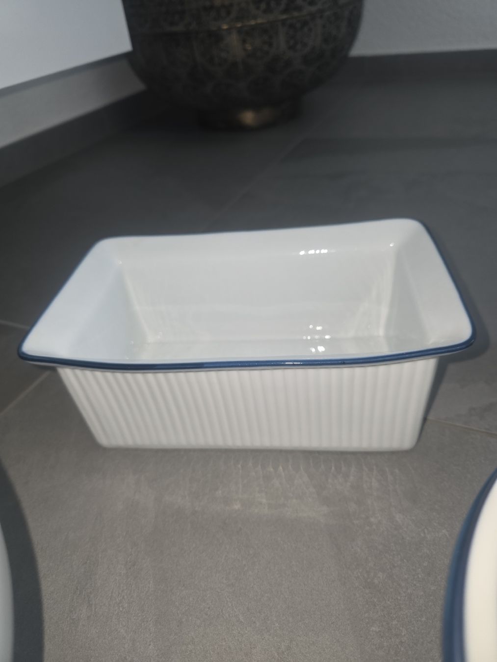 Set di piatti: Ensemble de vaisselle DANSK BISTRO blanc et bleu – Nuovo (secondo la descrizione) da Tecknau venduto da Anadias 7