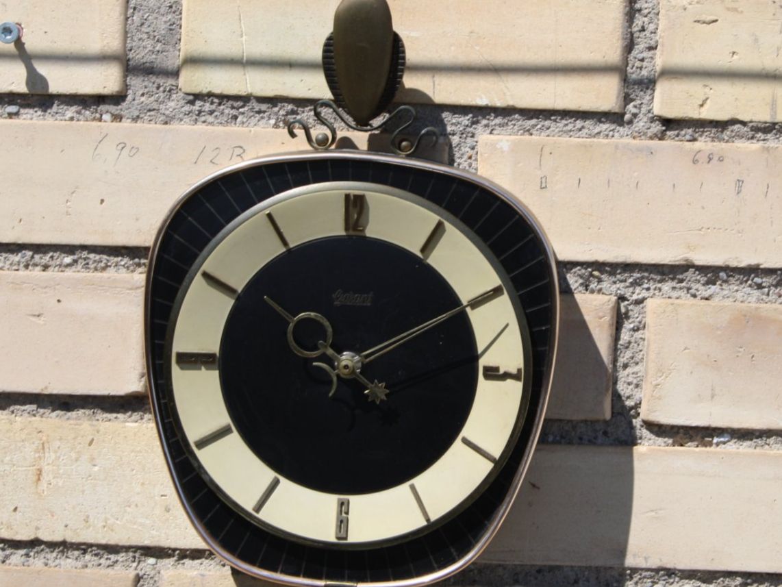 Orologi da terra & Orologi da parete: VINTAGE WANDUHR – Difettoso da Wauwil venduto da Pneuedy 1