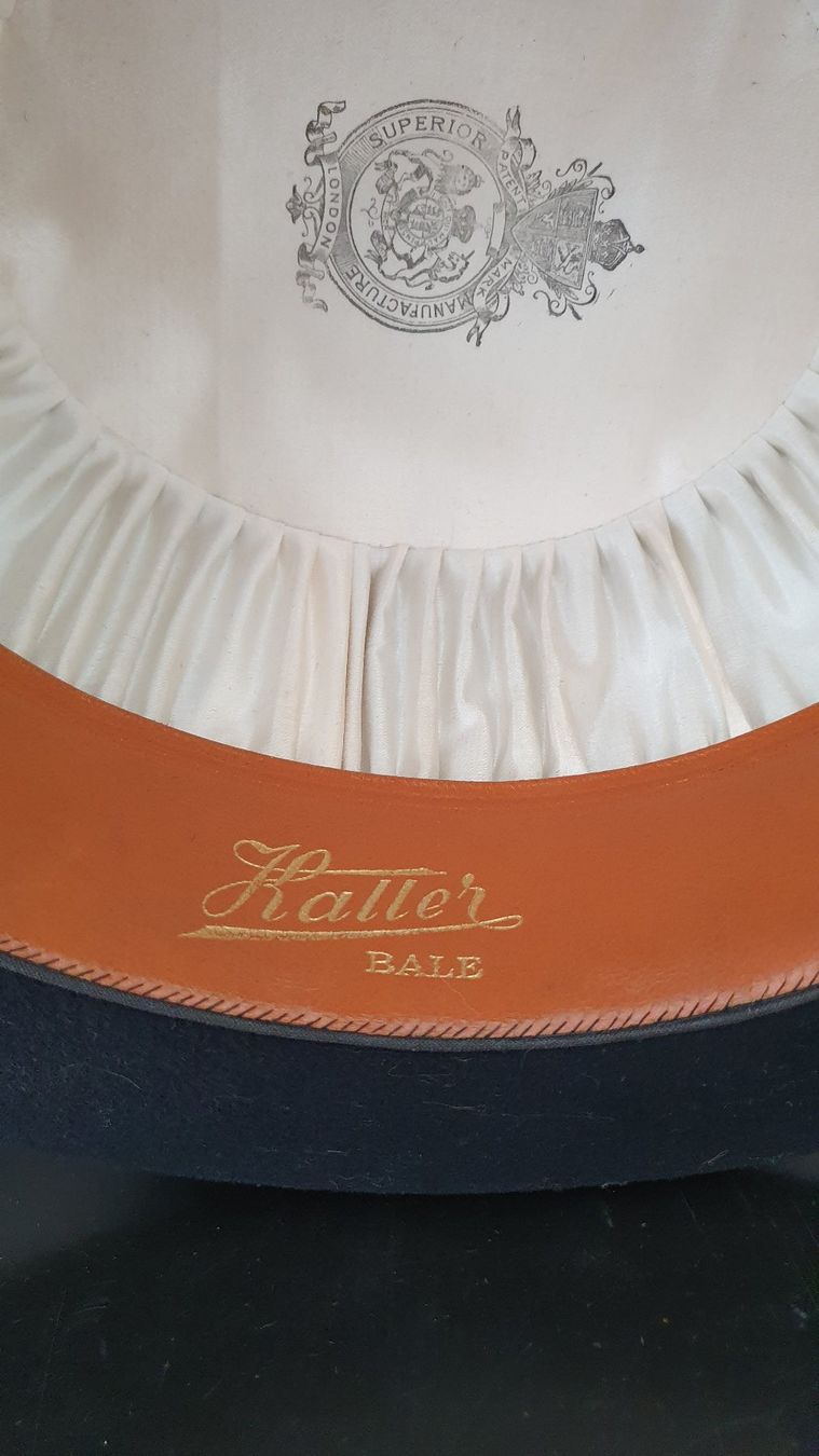 Copricapi, berretti & cappellini: Antiker Hut / Melone / Kaller, Hut- und Herremode, Basel – Usato da Glattfelden venduto da sessa123 5