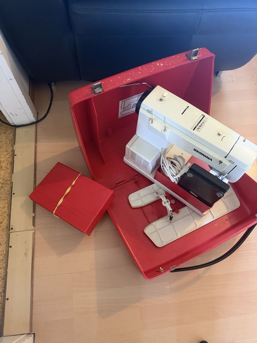 Macchine da cucire: Bernina 830 – Usato da Baden venduto da noli.r 7