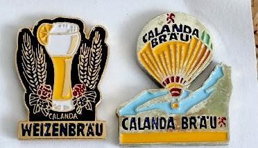 Calanda Placchette & Badge: 2 Pins Bier Calanda Bräu – Usato da Pfäffikon ZH venduto da Colacity