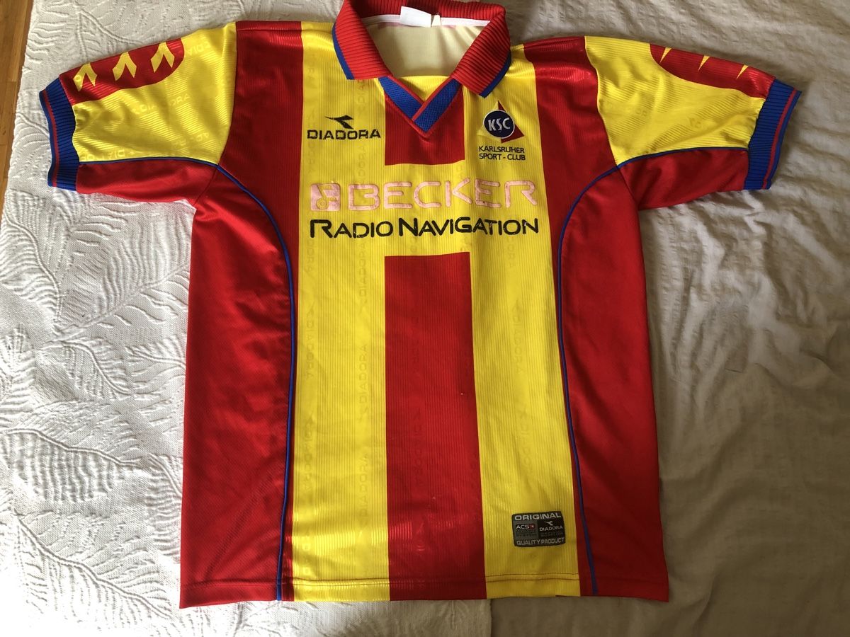 Canottiere & Pantaloni: Karlsruher maillot – Usato da Le Grand-Saconnex venduto da focamix