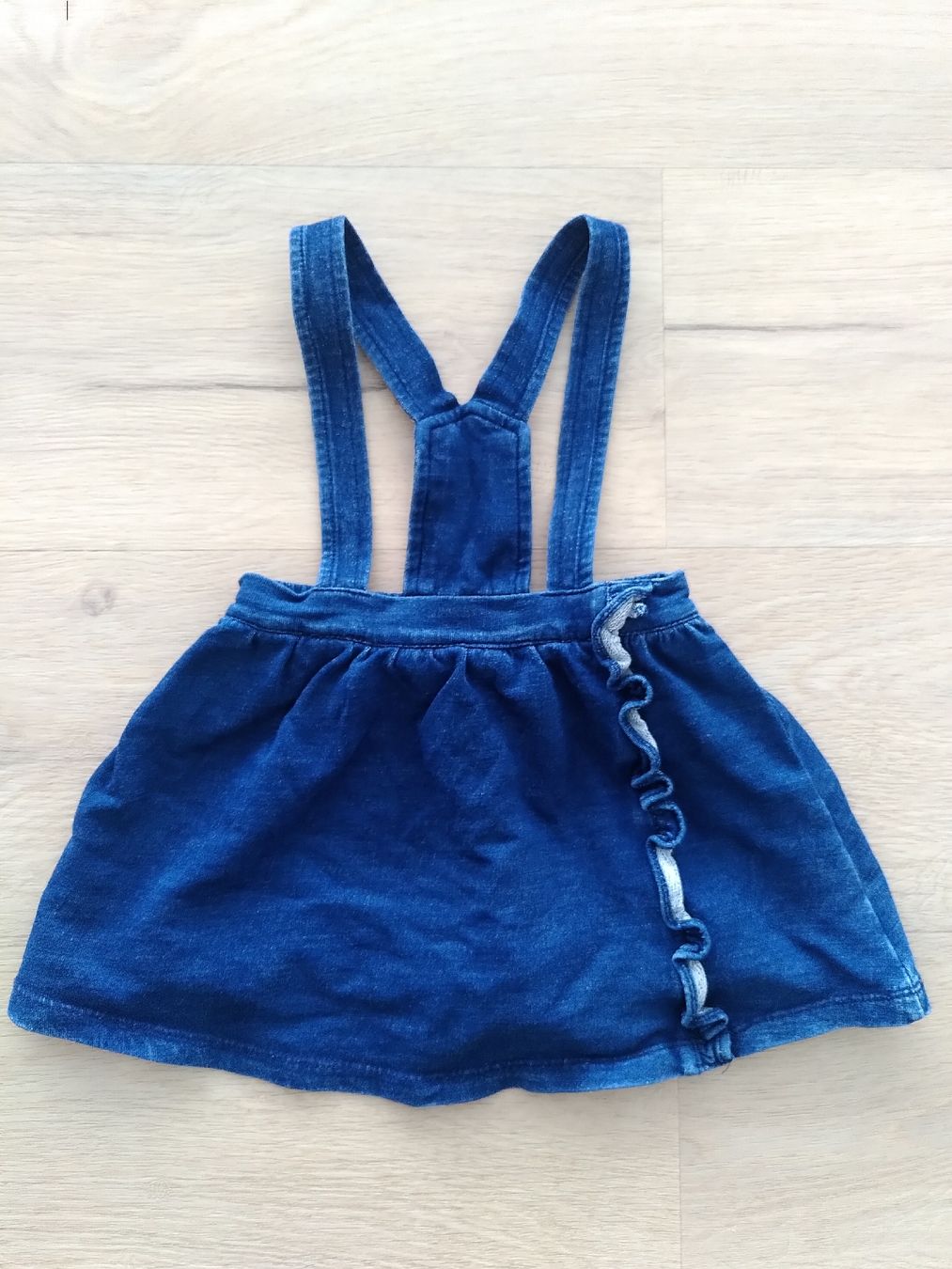 Vestiti & Gonne: Trägerkleid - Grösse 74  – Usato da Penthaz venduto da ann_l7zt