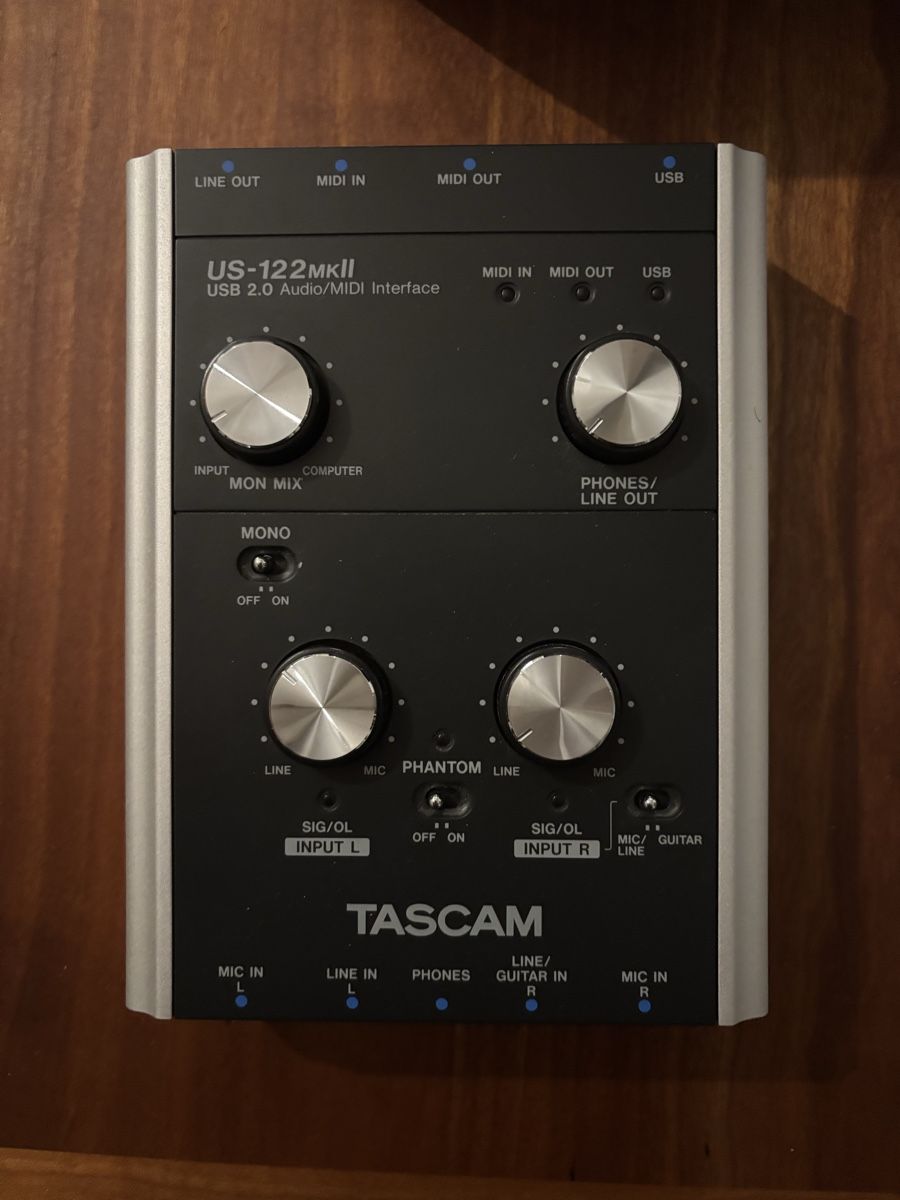 Attrezzatura per studi di registrazione: TASCAM US-122mkII Audio/MIDI Interface – Usato da Uster venduto da Krapipapi