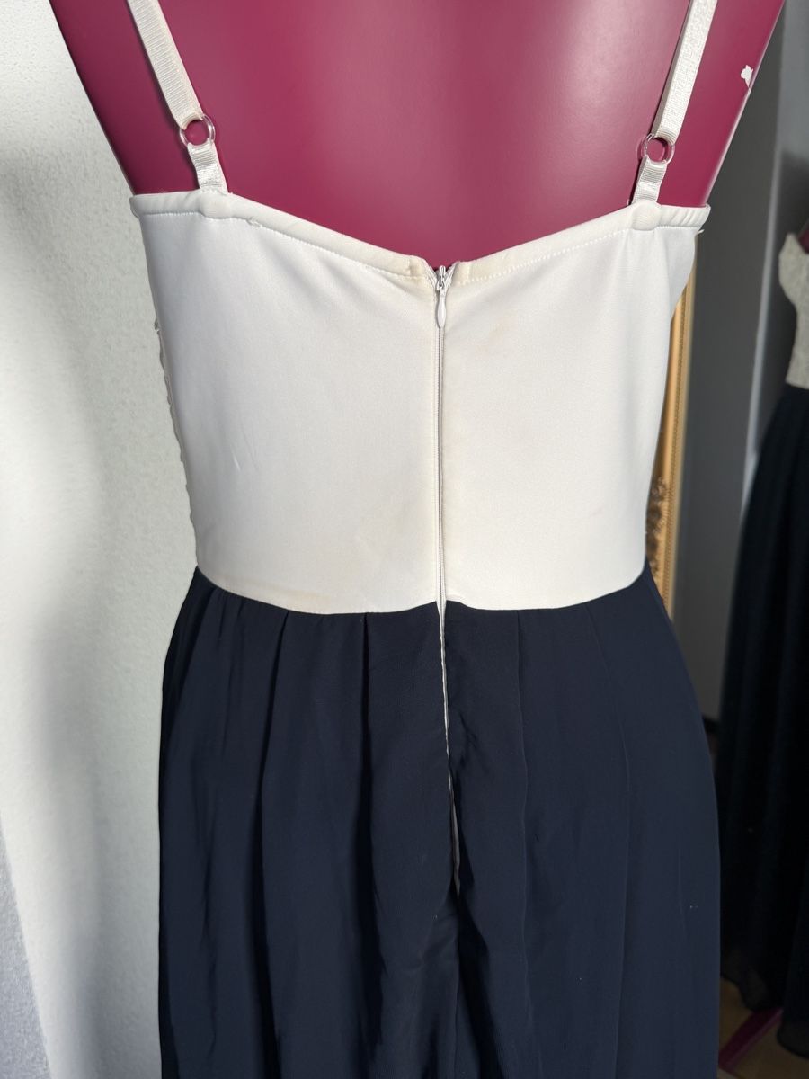 Vestiti: Elegantes Kleid – Usato da Niederuzwil venduto da Lisascloset 3