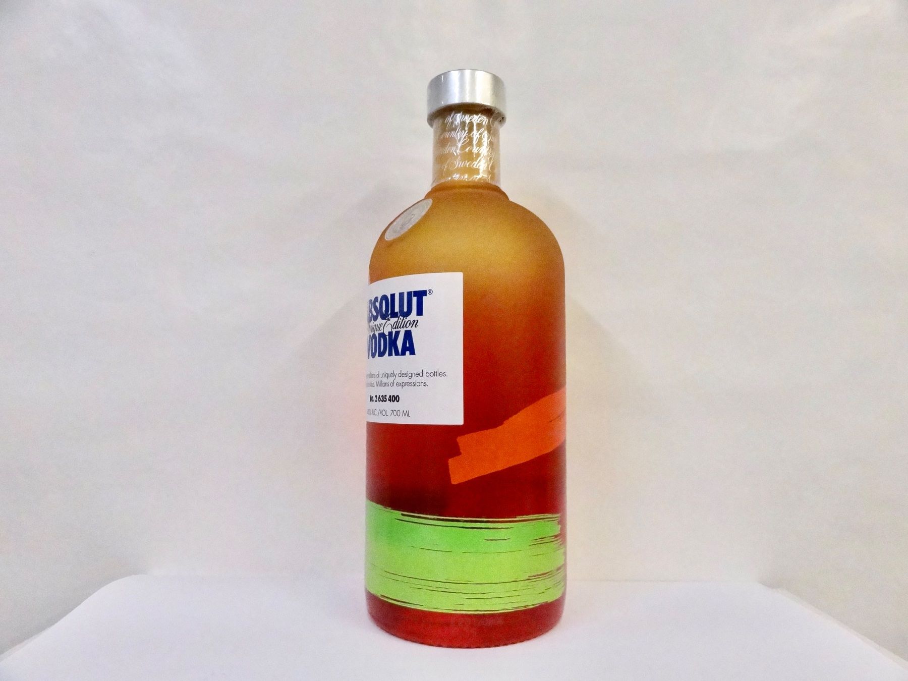Absolut Vodka Bevande alcoliche: 1 x ABSOLUT VODKA ABSOLUT UNIQUE Edition 2012 – Nuovo e nell'imballaggio originale da Kerzers venduto da zimmergruen 3