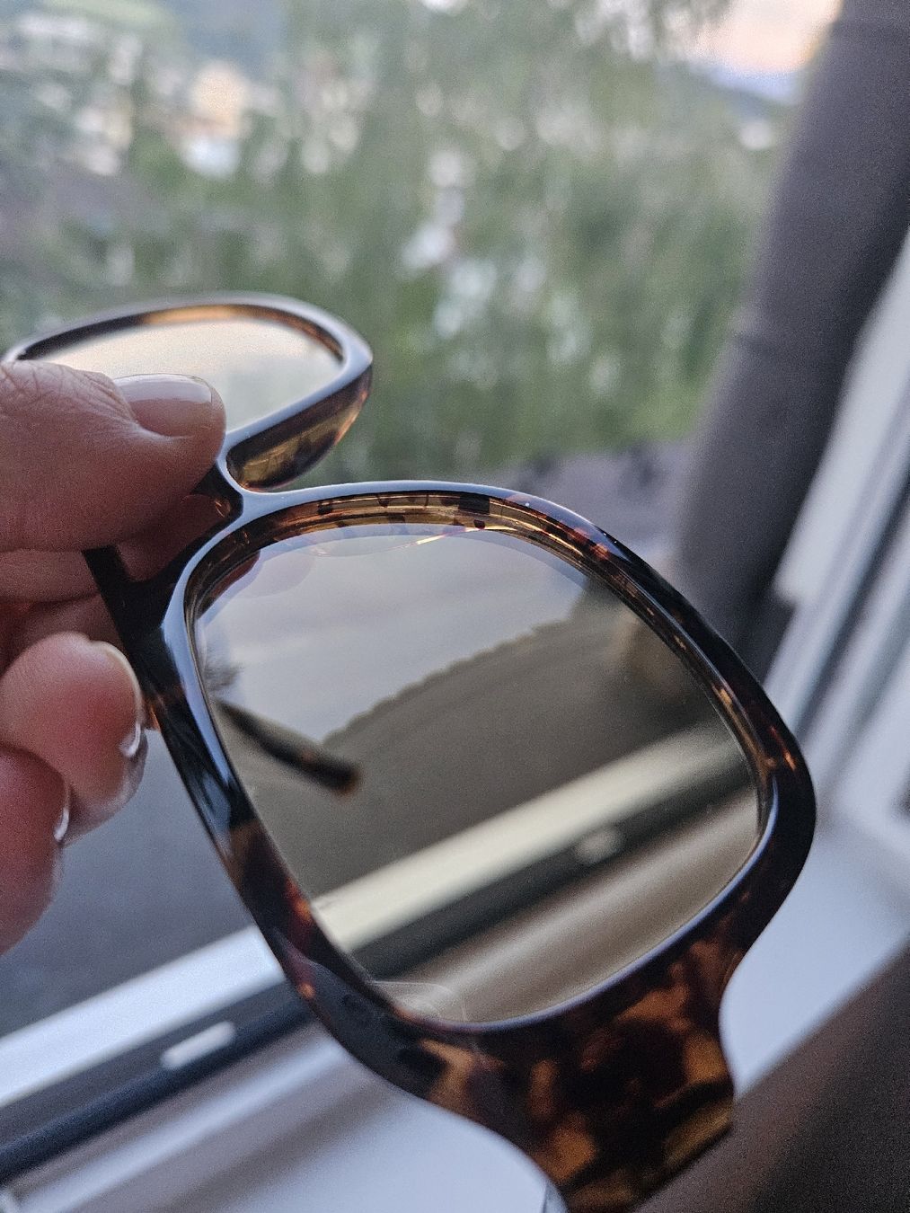 Occhiali & Lenti: Sonnenbrille MELLER mit Etui – Usato da St. Gallen venduto da sar_yhw5 4