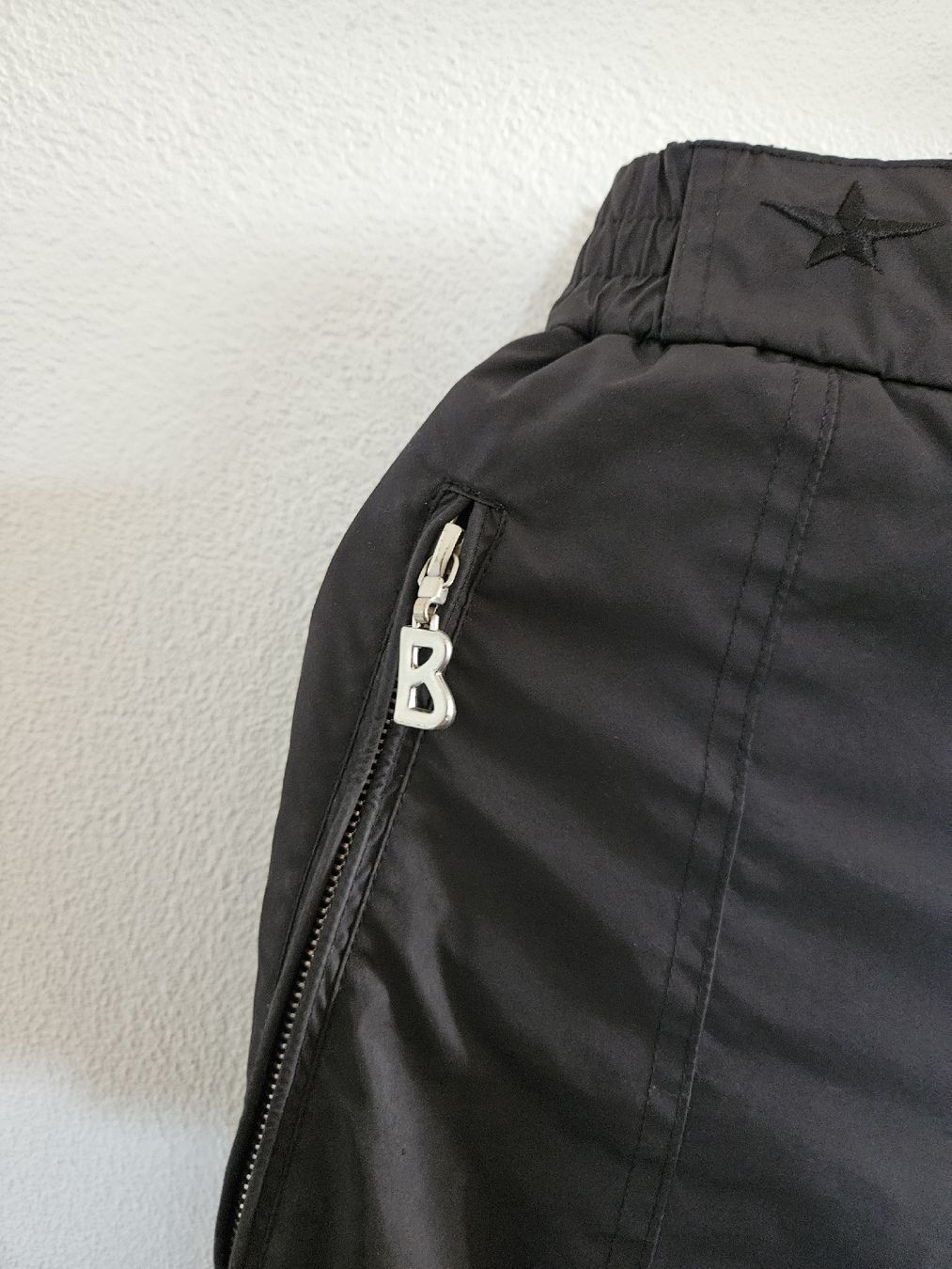 Bogner Pantaloni: Bogner Sschneehose Damen Gr. 38 schwarz – Usato da Eschenbach SG venduto da MarThu 1