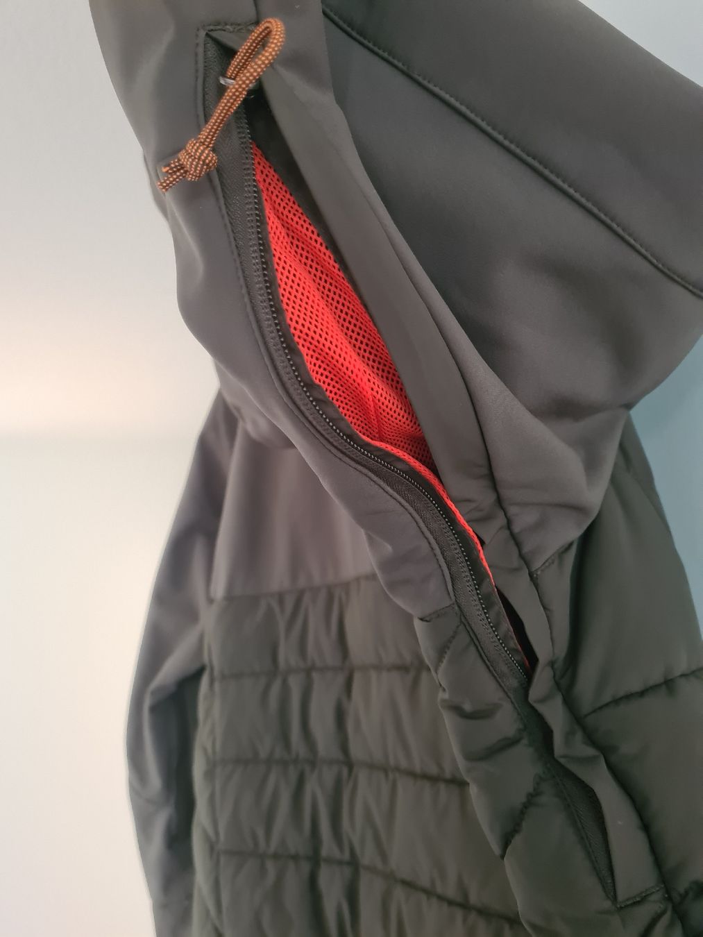 O'Neill Giacche: O'neill snow outerwear – Usato da Oberurnen venduto da mir_8bjq 1