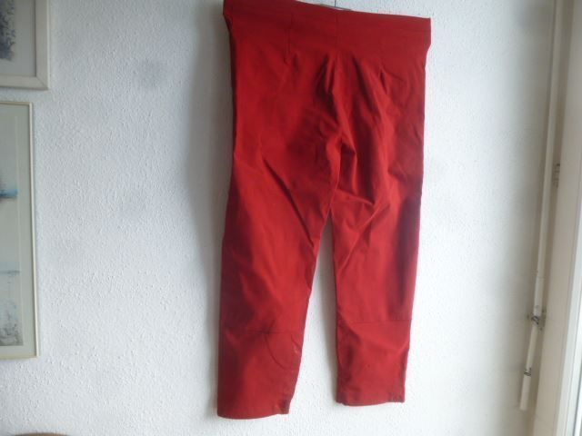 Pantaloni: Hose rot Gr. 44, Vögele, – Usato da Hinwil venduto da Glasperlen 2